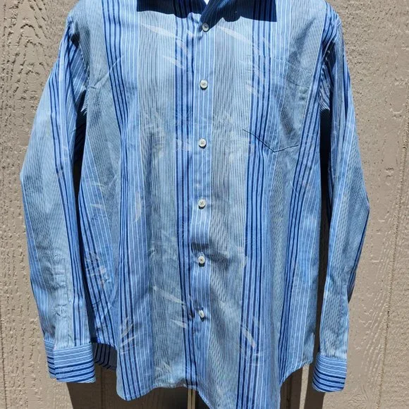 Tommy Bahama Casual Button Down - Picture 3 of 7